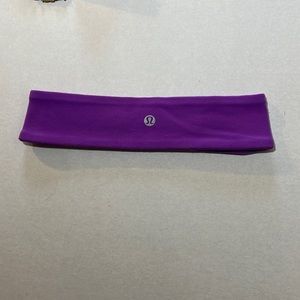 Lululemon flyaway tamer headband 2